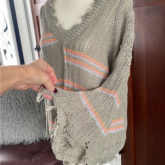 Destroyed Sweater by Three Bird Nest NWT - Picture 3 of 8